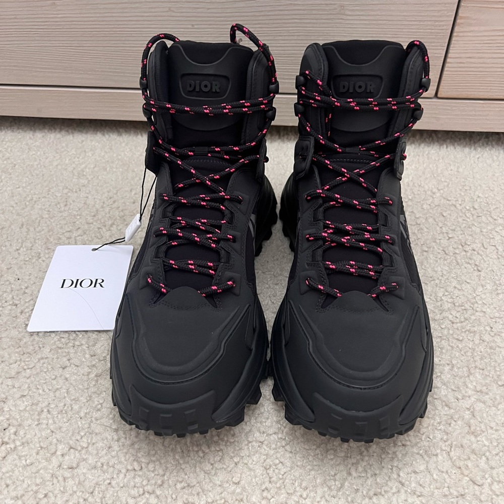 DIOR BLACK PEAK LACE UP BOOTS EURO SIZE 44 US 11